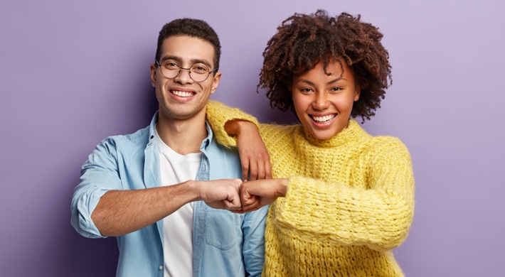 ¡Afíliate este mes y gana!